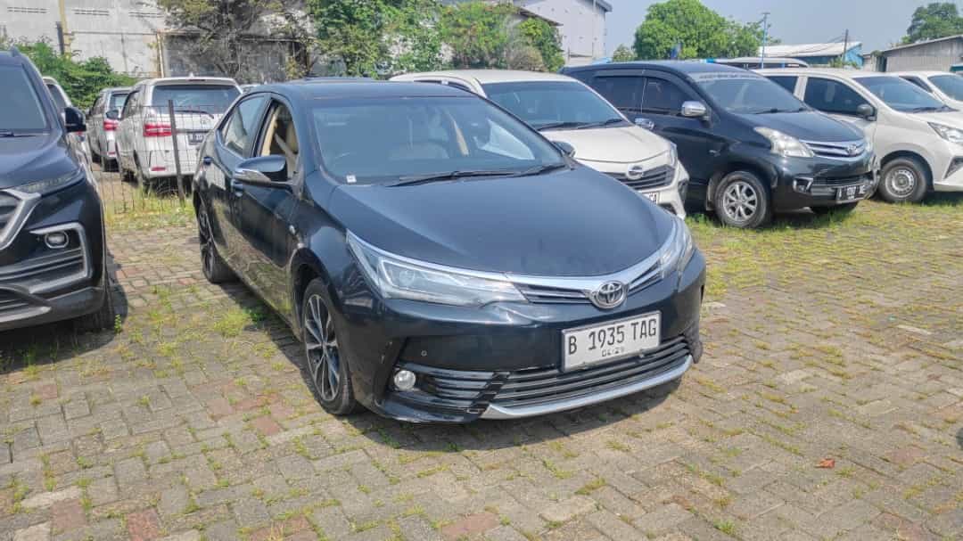 TOYOTA COROLLA ALTIS 1.8 V