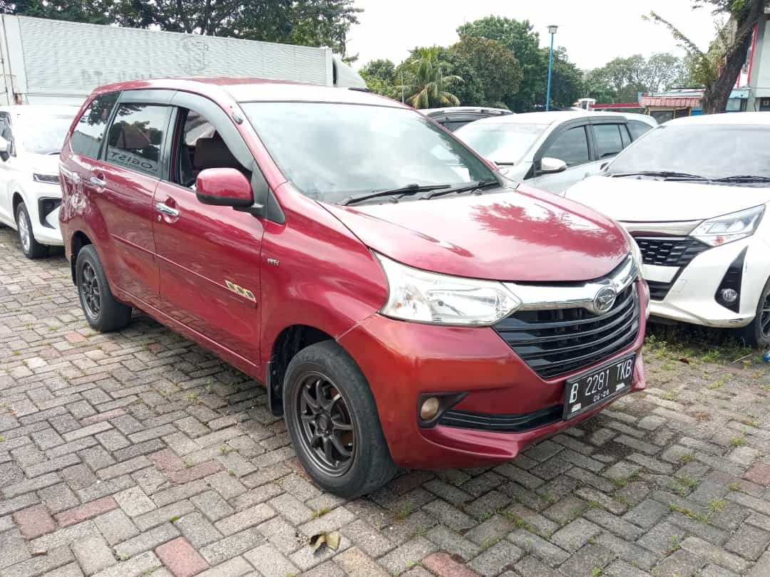 DAIHATSU XENIA 1.3 R