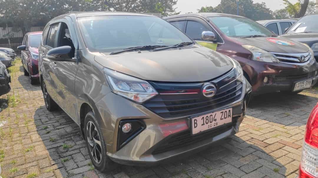 DAIHATSU SIGRA 1.2 R