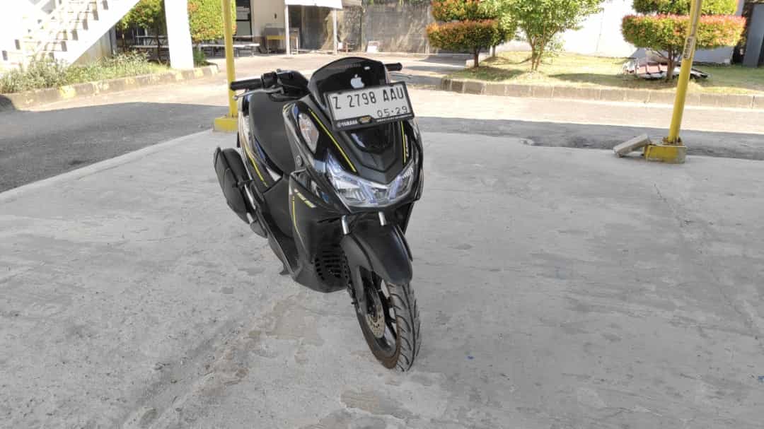 YAMAHA LEXI
