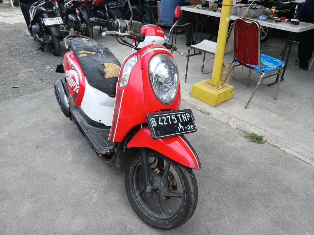 HONDA SCOOPY
