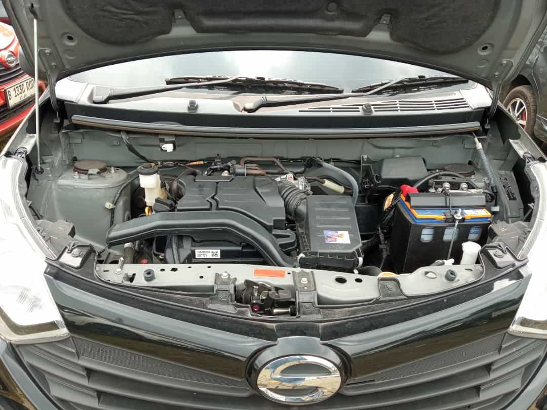 DAIHATSU SIGRA 1.0 D