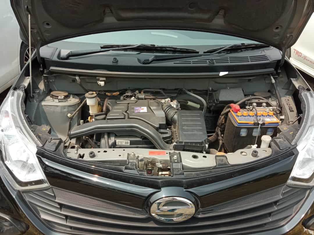 DAIHATSU SIGRA 1.0 D