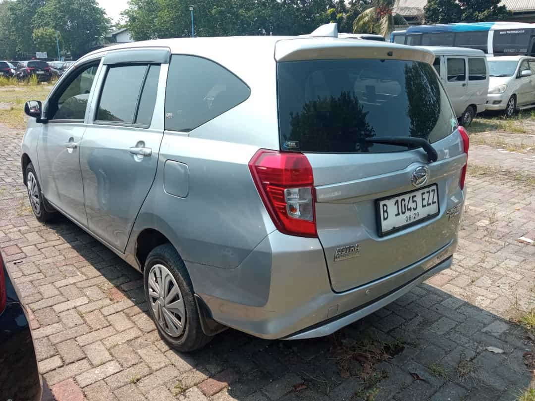 DAIHATSU SIGRA 1.0 M