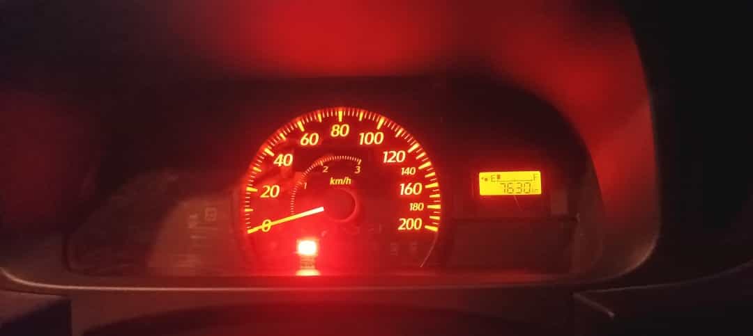 DAIHATSU SIGRA 1.0 D