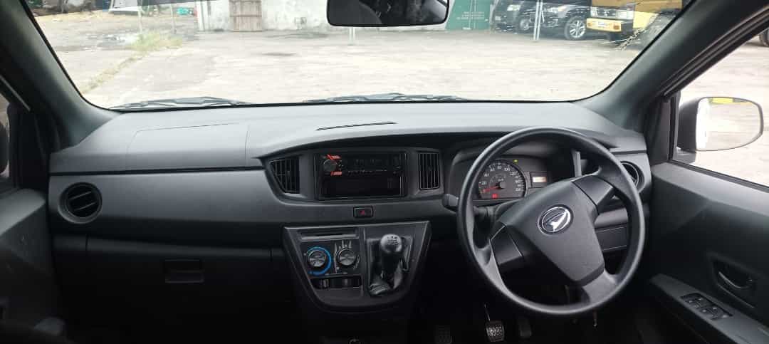 DAIHATSU SIGRA 1.0 D