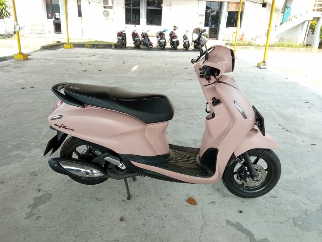 YAMAHA GRAND FILANO NEO