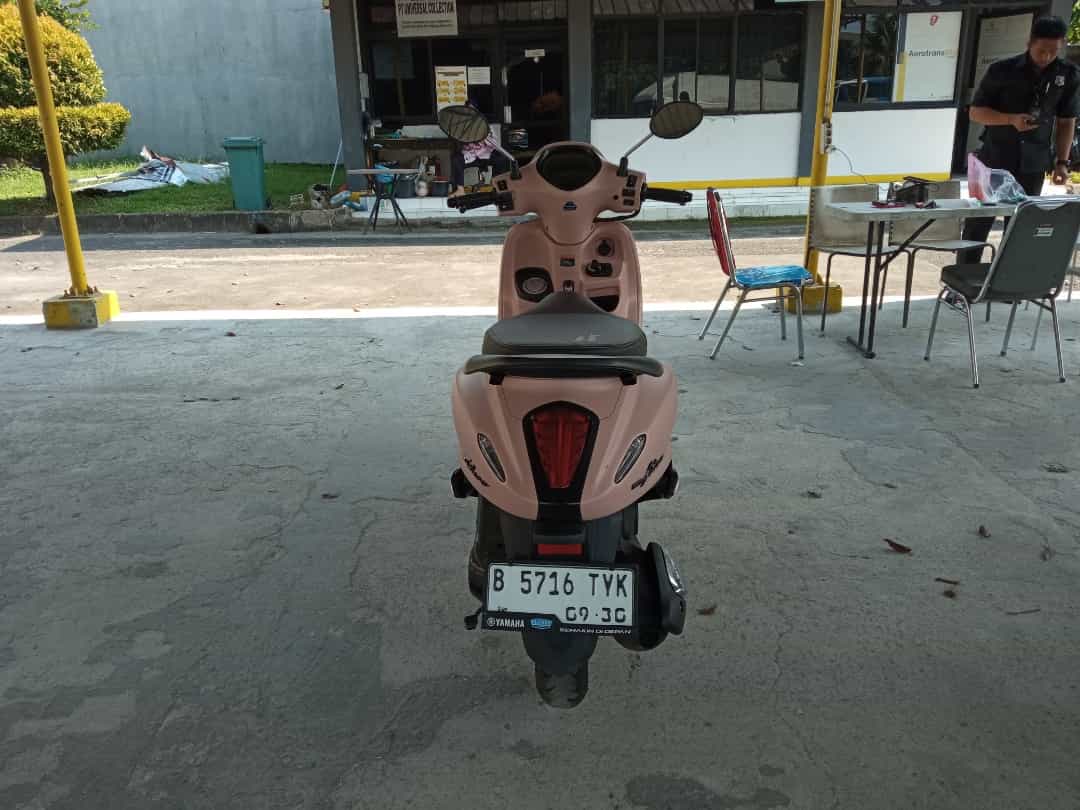 YAMAHA GRAND FILANO NEO