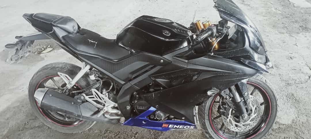 YAMAHA YZF R15