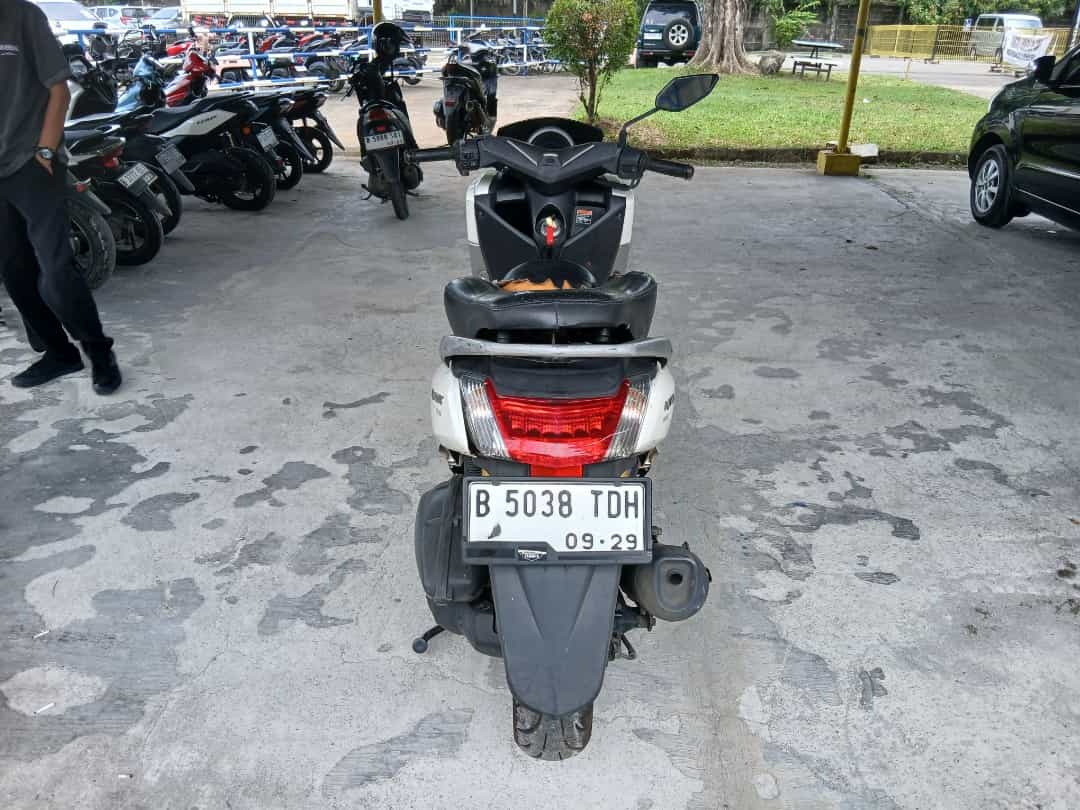 YAMAHA NMAX 155 NON ABS