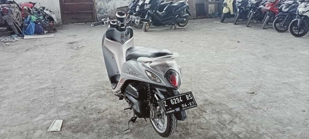 YAMAHA MIO FINO 125