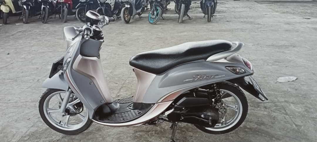 YAMAHA MIO FINO 125