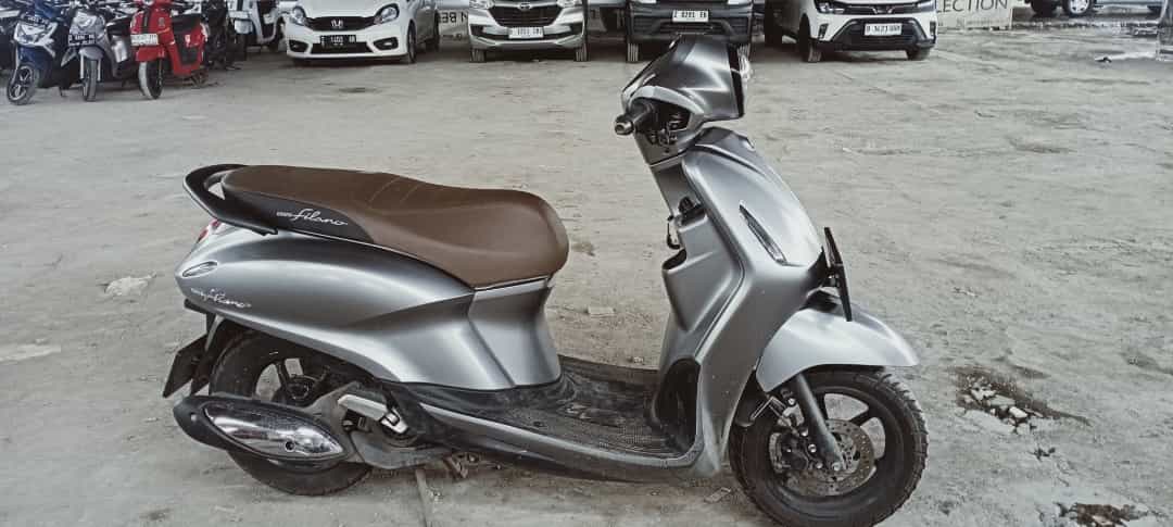 YAMAHA GRAND FILANO NEO