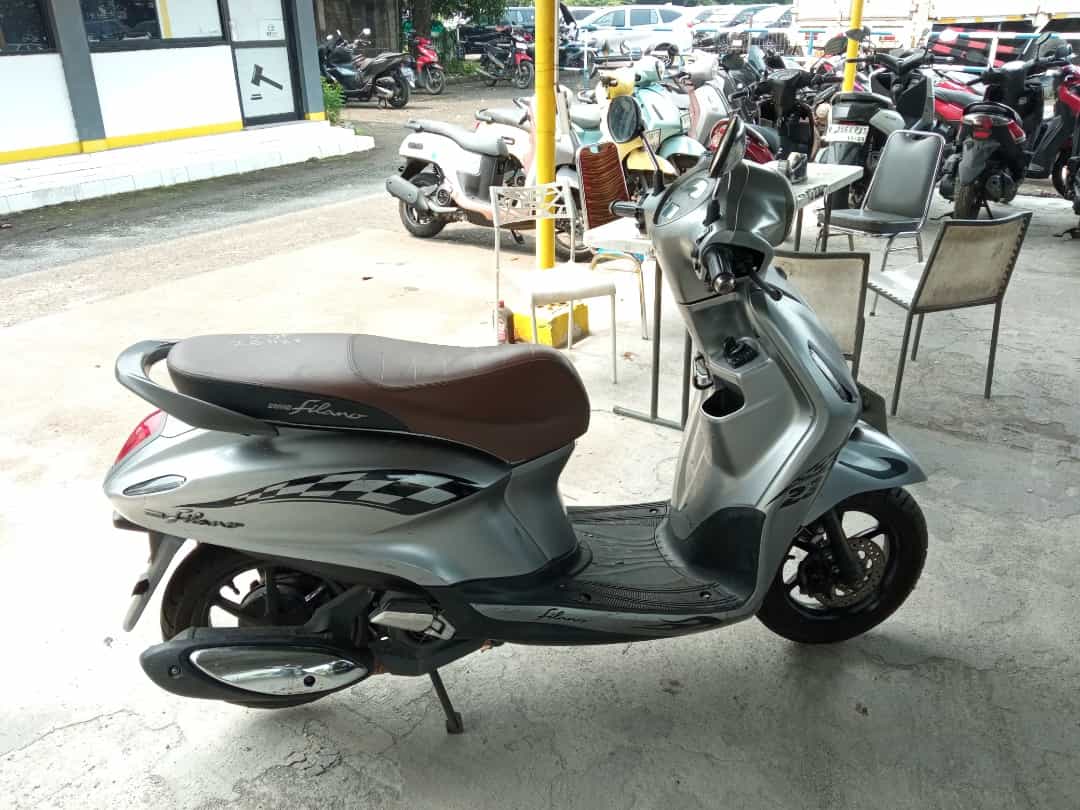 YAMAHA GRAND FILANO NEO