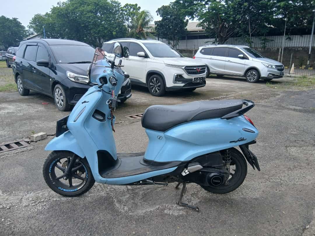 YAMAHA GRAND FILANO NEO