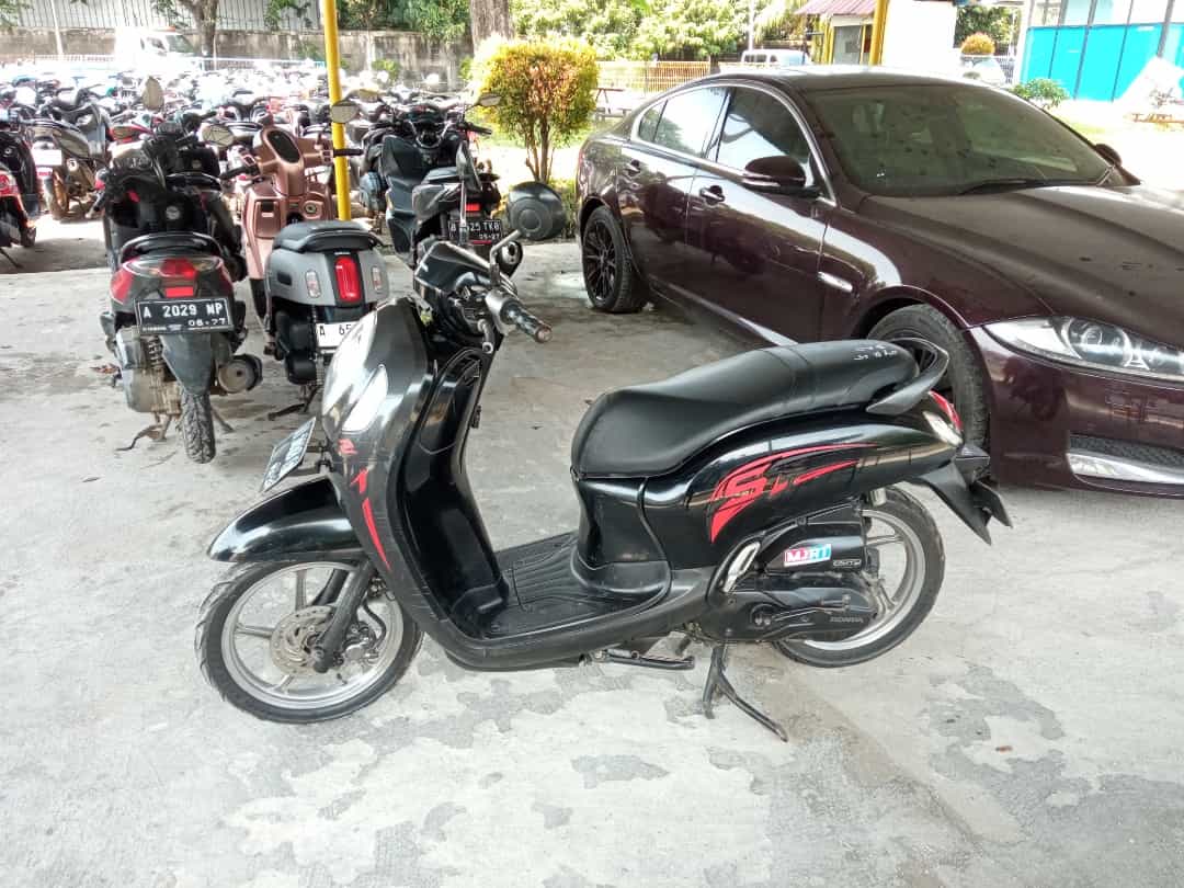 HONDA SCOOPY
