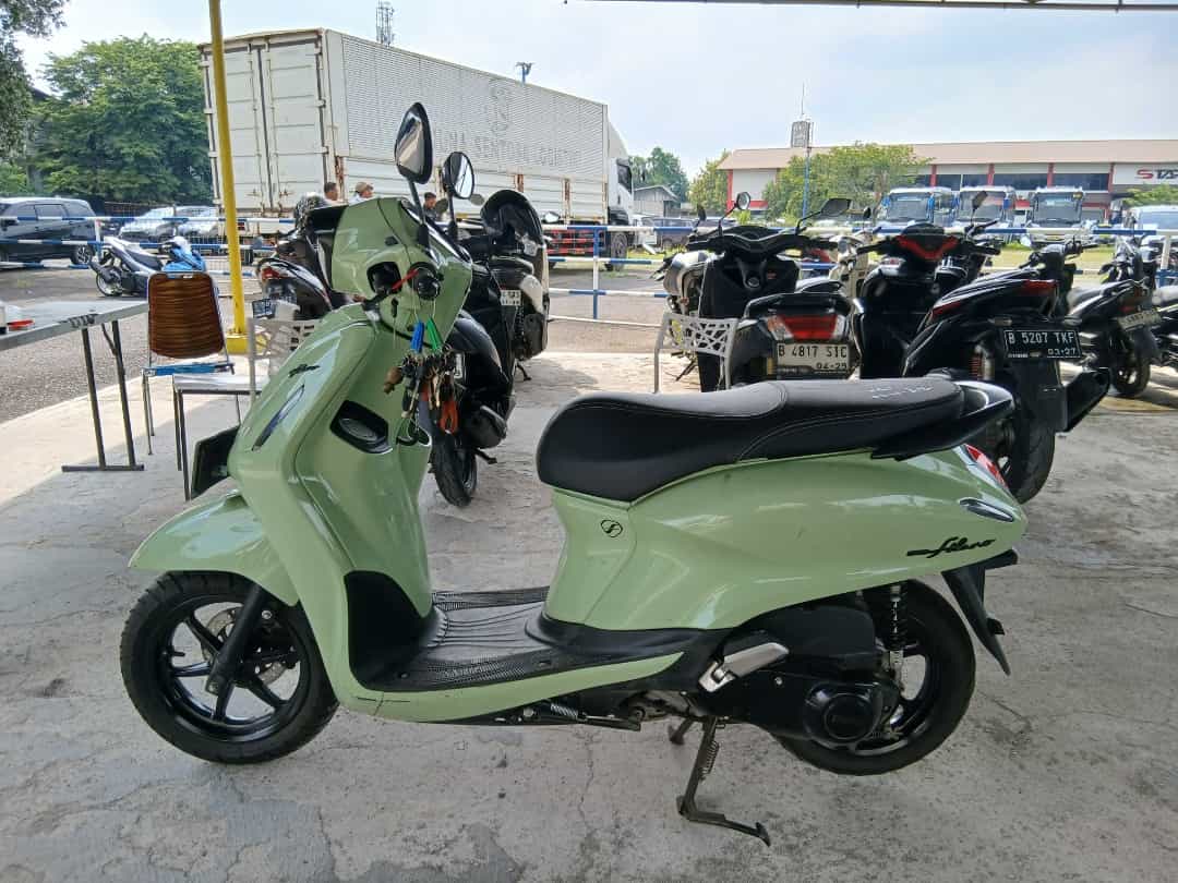 YAMAHA GRAND FILANO NEO