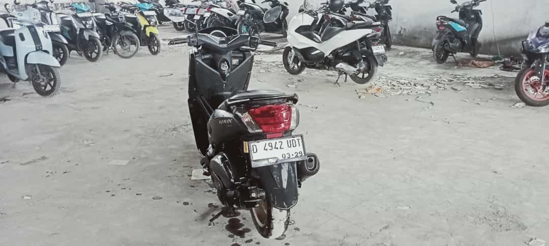 YAMAHA NMAX 155 NON ABS