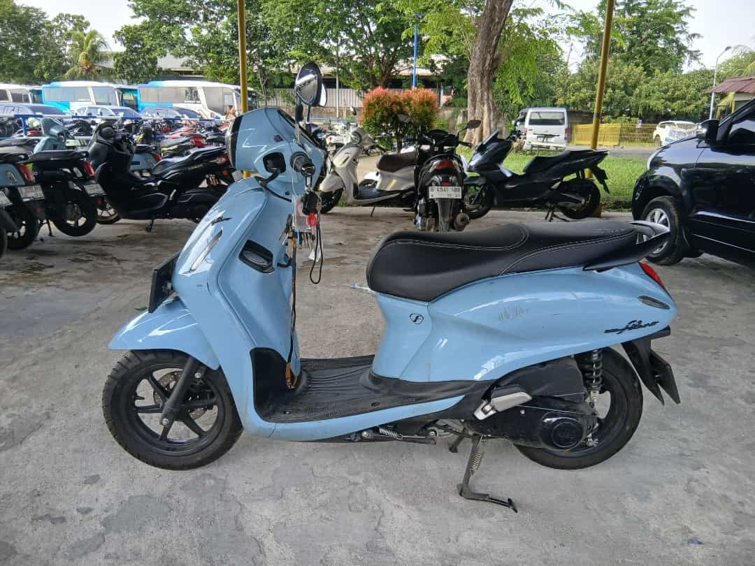 YAMAHA GRAND FILANO NEO