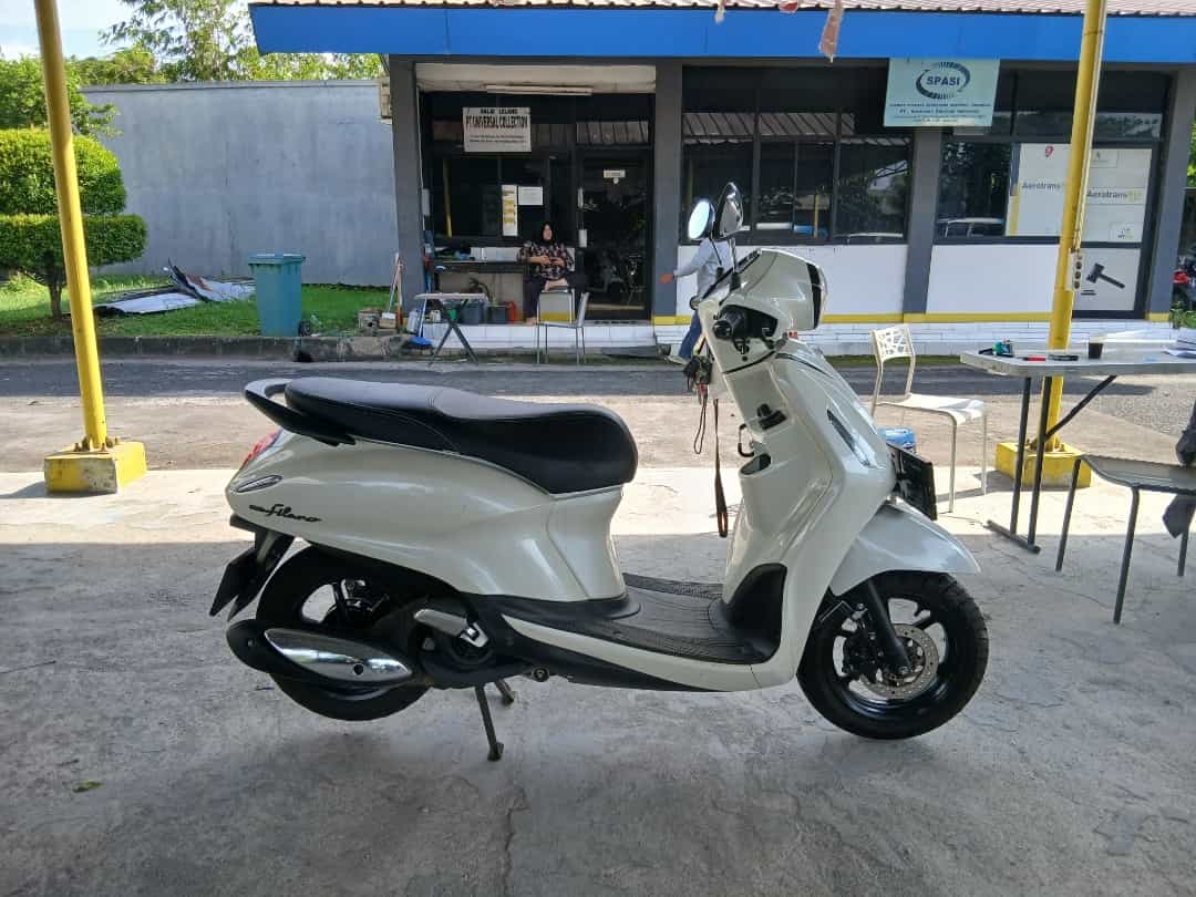 YAMAHA GRAND FILANO NEO