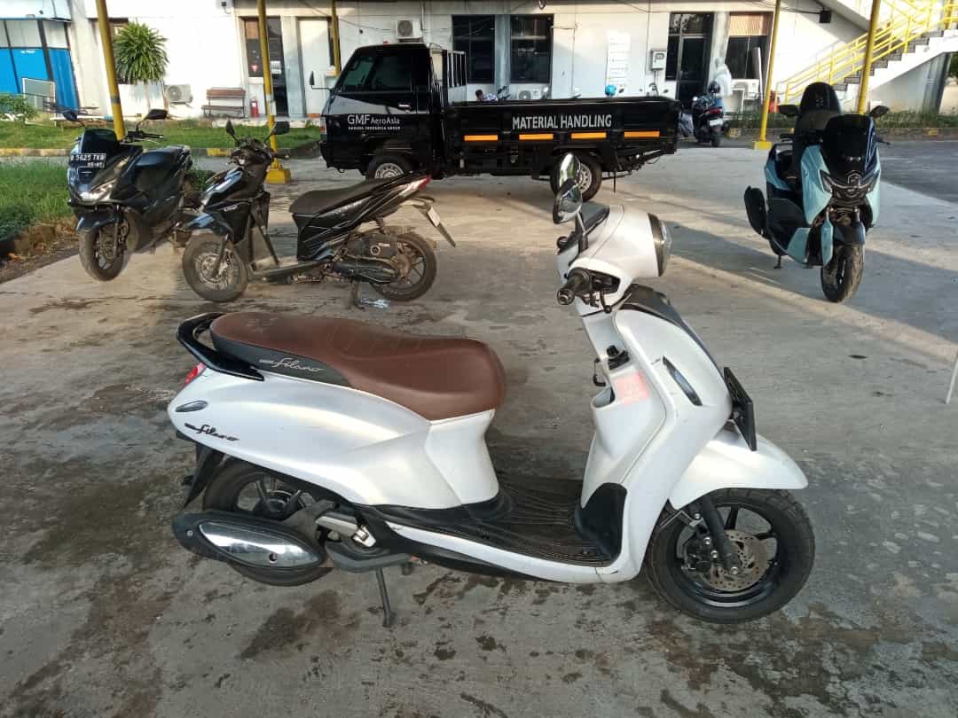 YAMAHA GRAND FILANO NEO