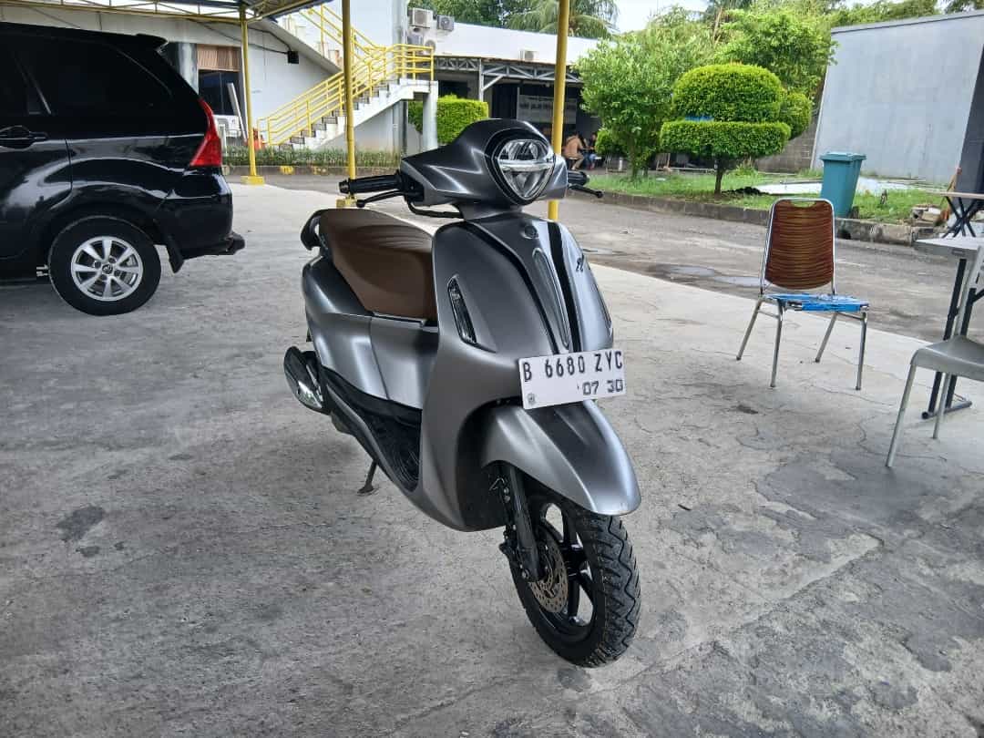 YAMAHA GRAND FILANO NEO