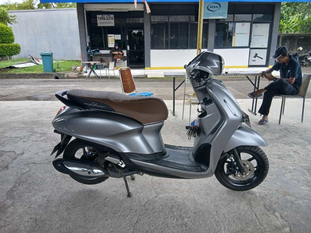 YAMAHA GRAND FILANO NEO