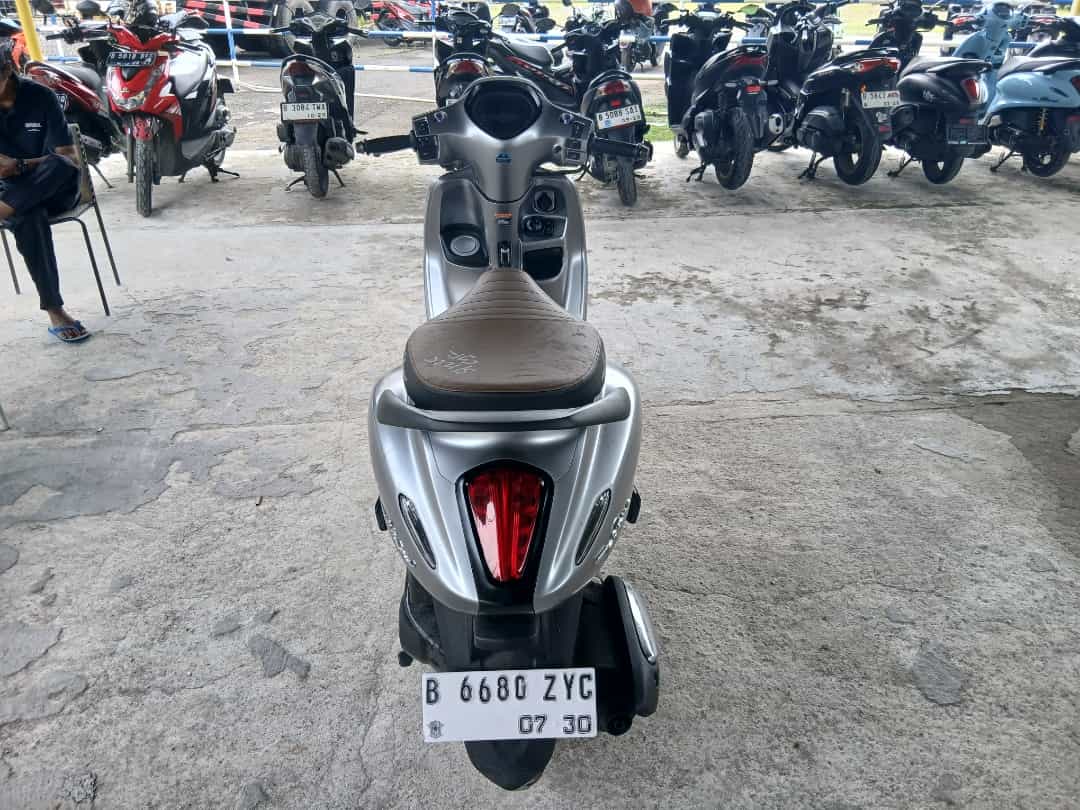 YAMAHA GRAND FILANO NEO