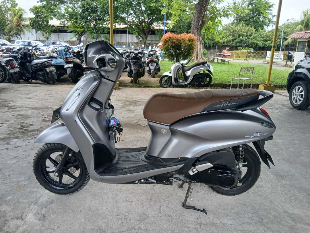 YAMAHA GRAND FILANO NEO