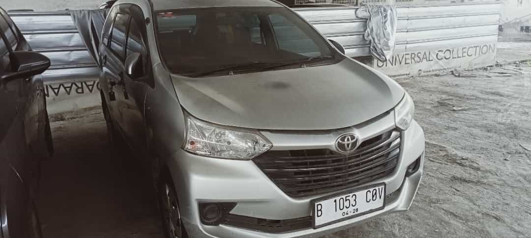 TOYOTA AVANZA 1.3 E