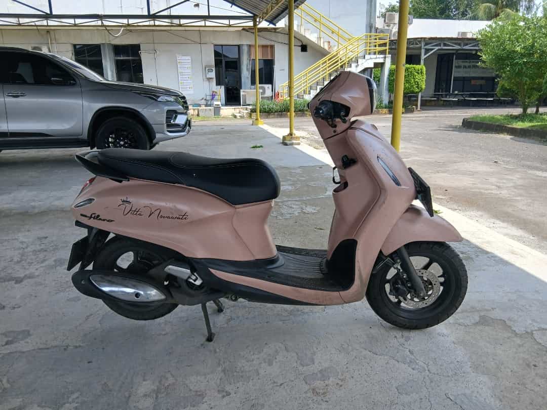 YAMAHA GRAND FILANO NEO