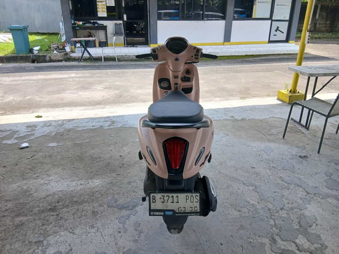 YAMAHA GRAND FILANO NEO