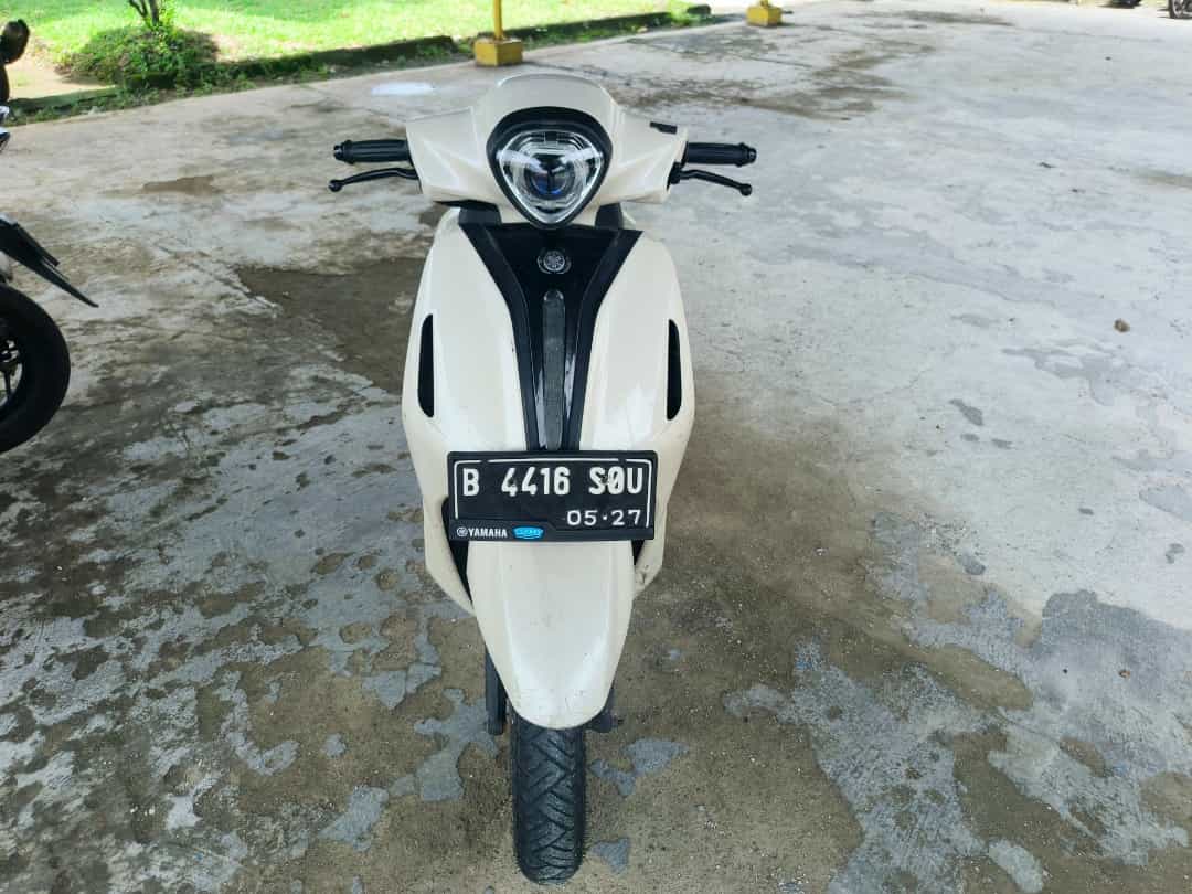 YAMAHA GRAND FILANO NEO