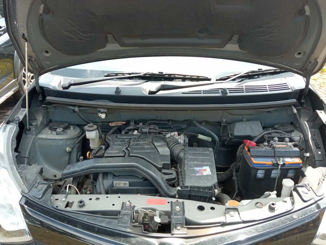 DAIHATSU SIGRA 1.0 D