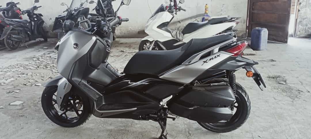 YAMAHA XMAX 250 CONNECTED