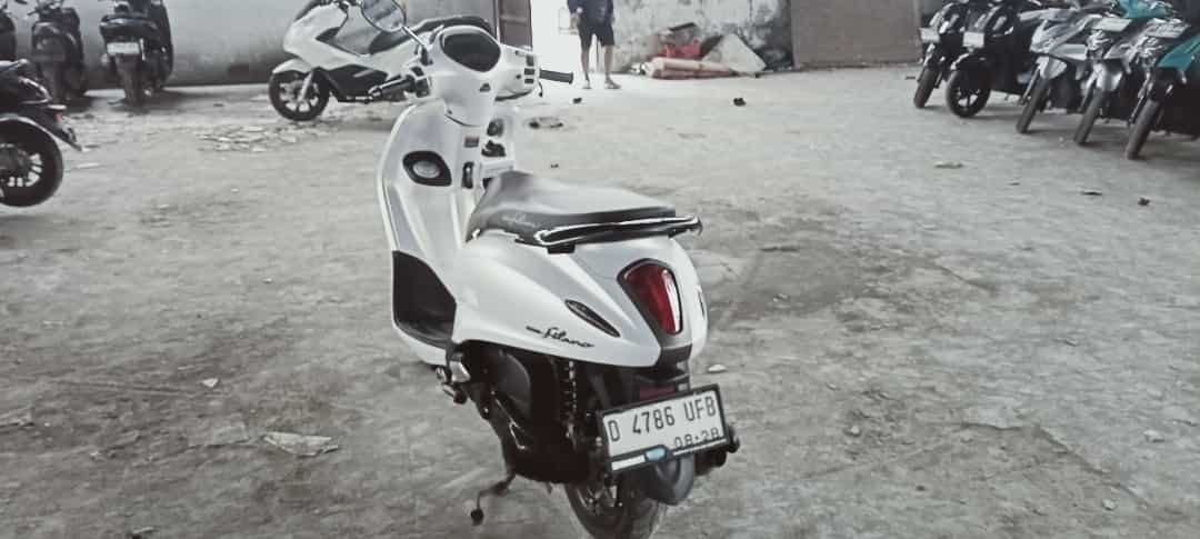 YAMAHA GRAND FILANO NEO