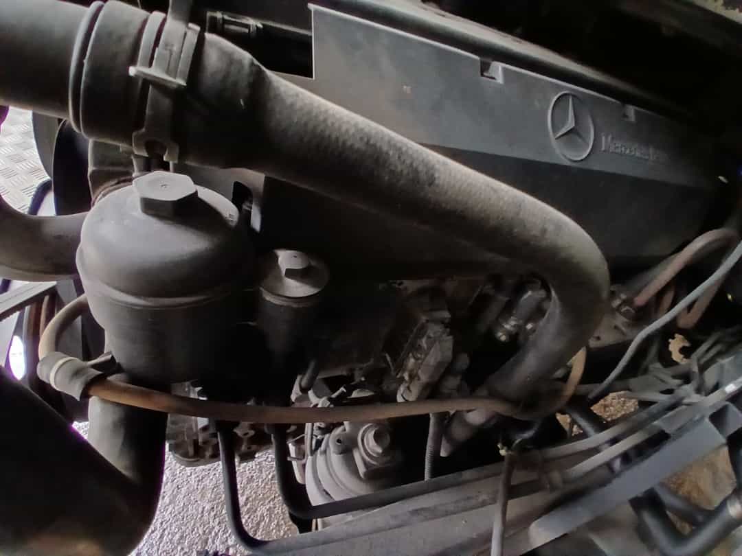 MERCEDES BENZ 1526 OM 