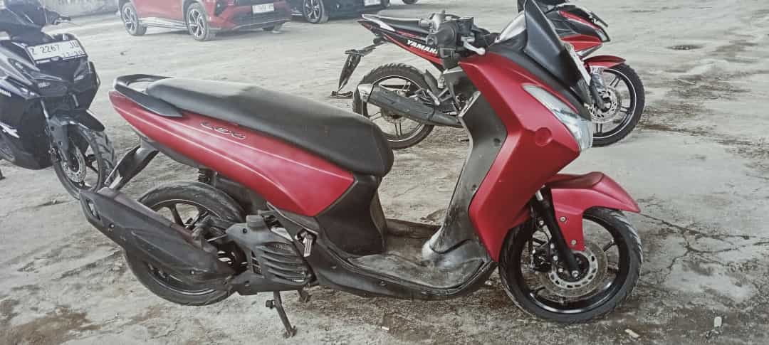 YAMAHA LEXI