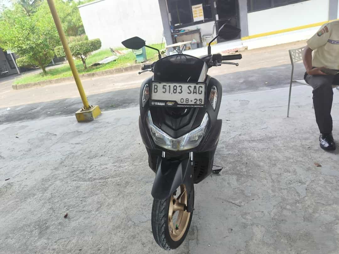 YAMAHA LEXI LX