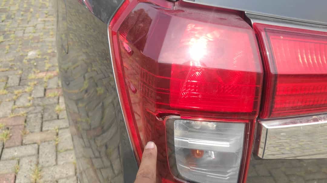 DAIHATSU SIGRA 1.2 R
