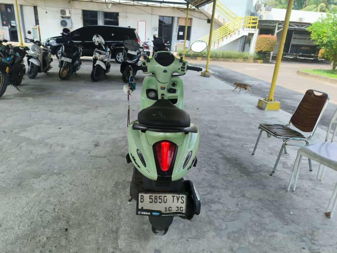 YAMAHA GRAND FILANO NEO