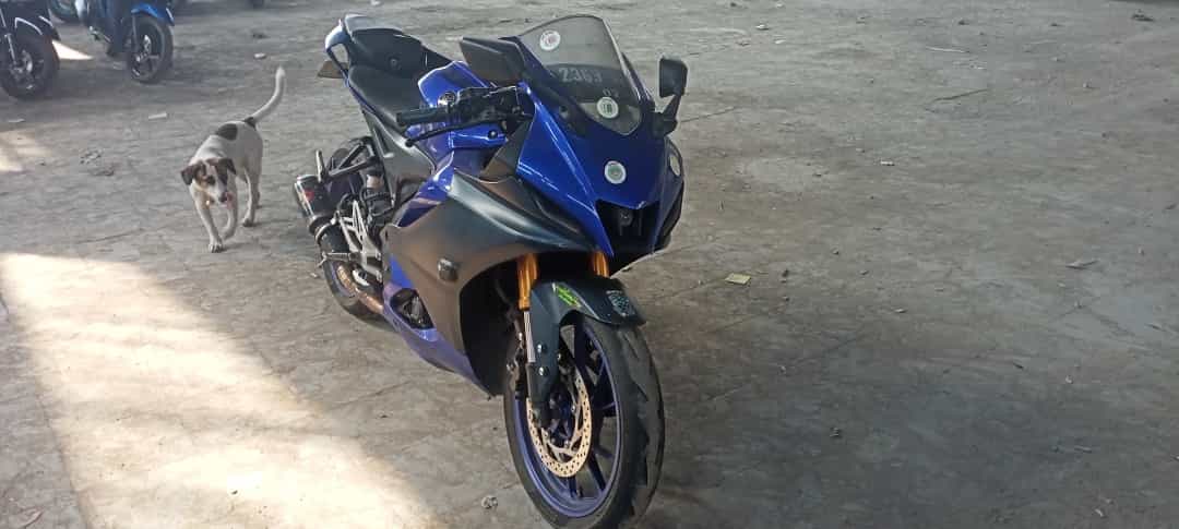 YAMAHA YZF R15