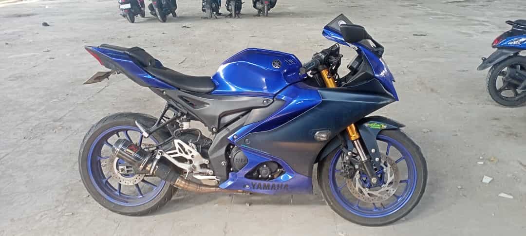 YAMAHA YZF R15